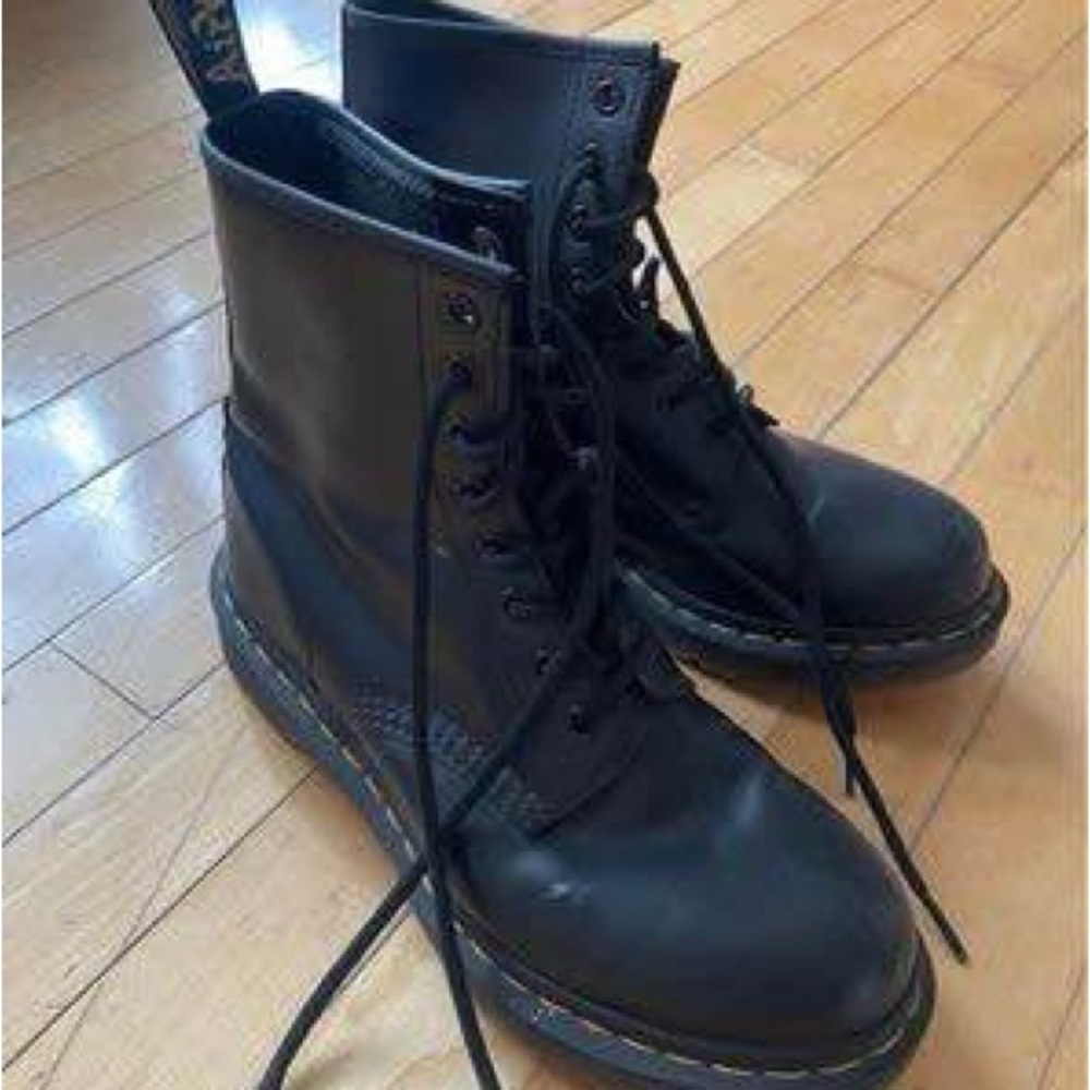 Black Lace-Up Boots